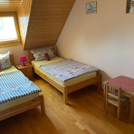 Semesterbostad Nyaralo A Balaton Parton